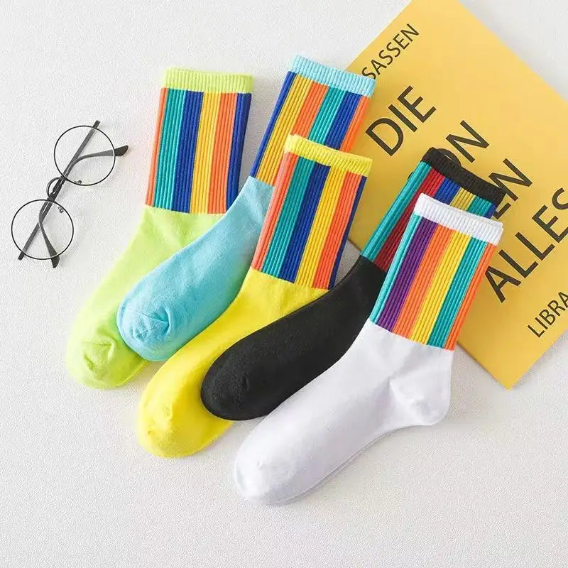 5 Pairs Men's Colorful Striped Casual Socks, Fashionable Sports Socks, Sweat Absorbing And Breathable, Suitable For All Seasons